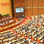 Quốc hội thảo luận dự thảo Văn kiện trình Đại hội 14, sửa thuế thu nhập cá nhân